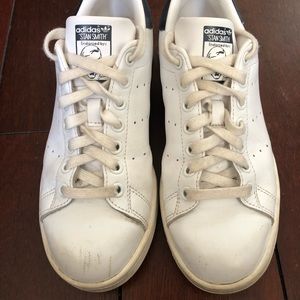 Adidas Stan Smith white trendy sneakers size 8